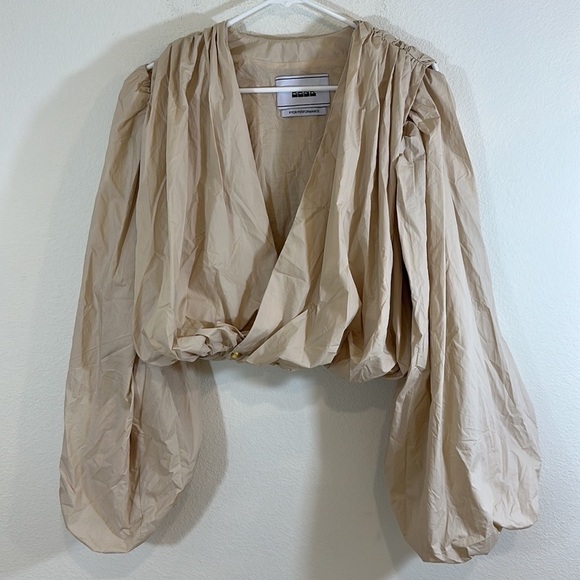 Eenk POUPEE Shirred Collarless Ivory Jacket with detachable sleeves - Picture 2 of 15